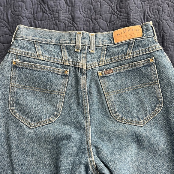 Vintage Lee Riders jeans.  Size 14 medium.  Tapered leg. - Picture 6 of 9
